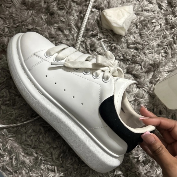 Shoes (Alexander Mcqeens)